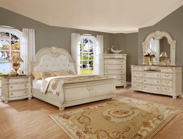 Stanley Antq White B